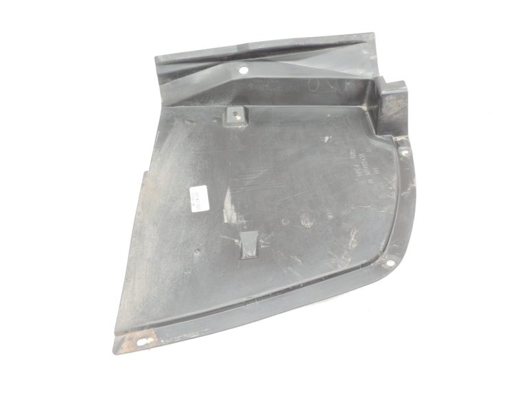 Oriģinālā Mitsubishi Pajero V78W aizmugurējā labā riteņa arkas aizsargs MR492438