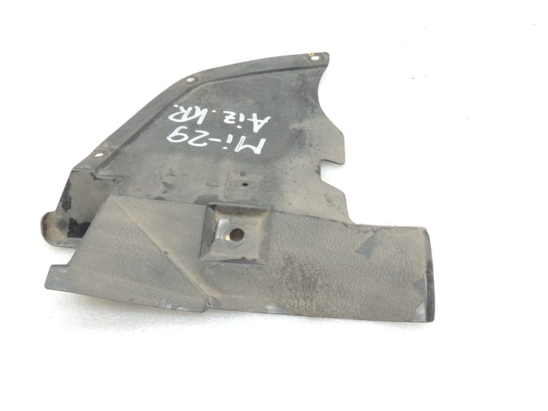 Oriģinālā Mitsubishi Pajero V78W aizmugurējā kreisā riteņa arkas aizsargs MR492437