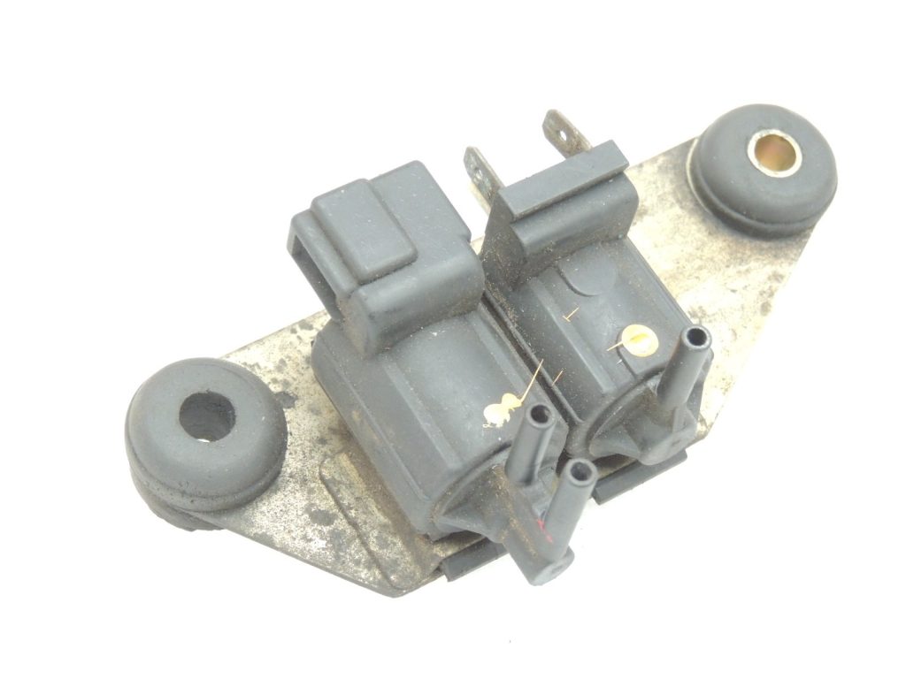 Oriģinālais Mitsubishi 4D56 2.5TD Solenoīda vārsts Solenoīda vārsts MR577139