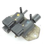 Oriģinālais Mitsubishi L200 K7 4D56 2.5TD priekšējās ass diferenciāļa elektromagnētiskais vārsts MB937731