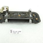 Oriģinālā automašīnas Mitsubishi L200 K7 ārējo durvju rokturis priekšējais kreisais MR401347