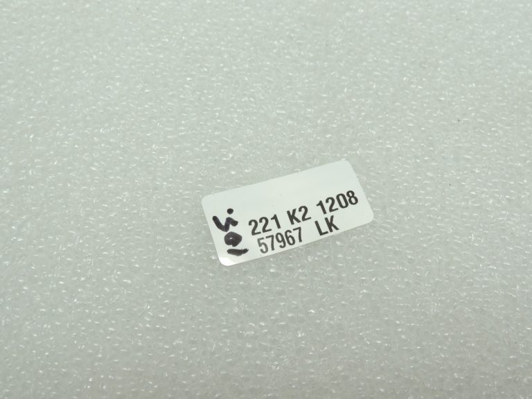 Oriģinālā automašīnas Mitsubishi L200 K7 ārējo durvju rokturis priekšējais kreisais MR401347