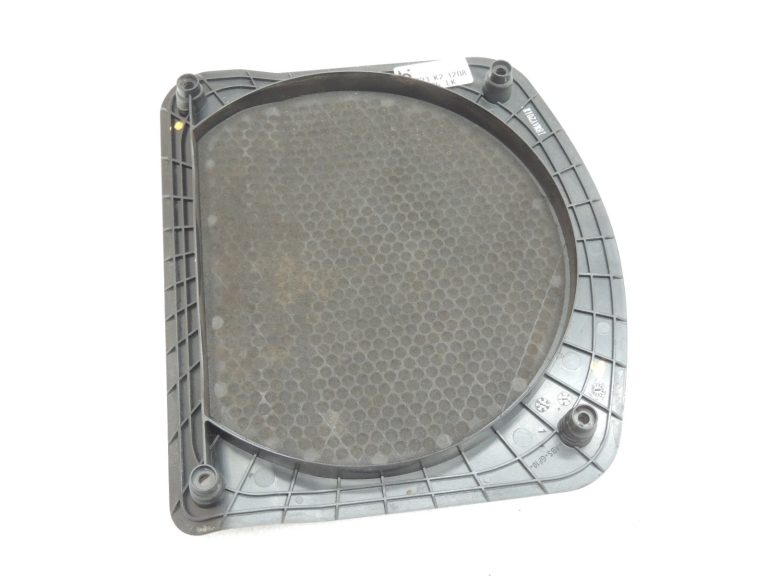 Oriģinālais BMW F10 F11 vājfrekvences basa skaļruņa vāciņš 65139300812
