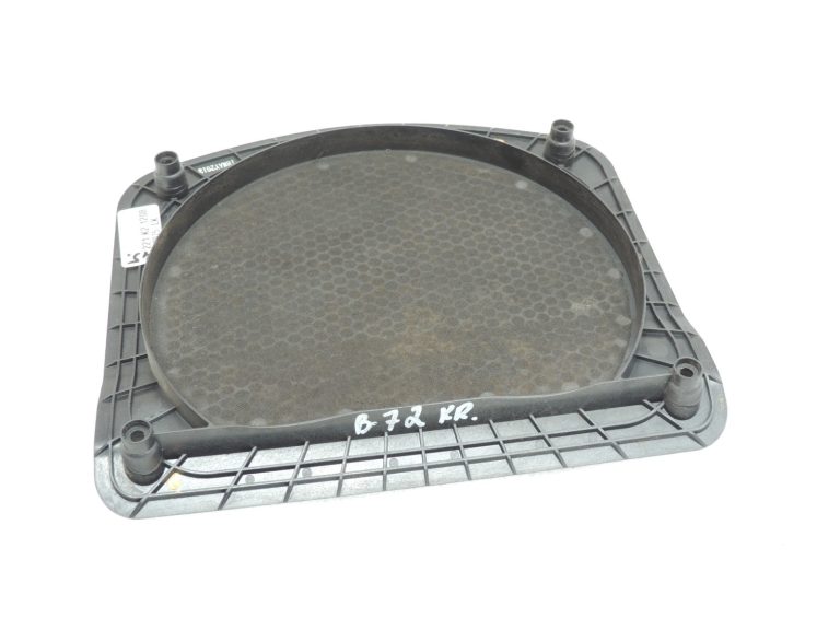 Oriģinālais BMW F10 F11 vājfrekvences basa skaļruņa vāciņš 65139300812