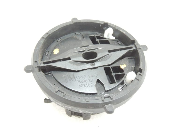 Oriģinālais BMW F07 F10 F11 E90LCI E91LCI Ārējo spoguļu servomotors 67137232744 RIGHT