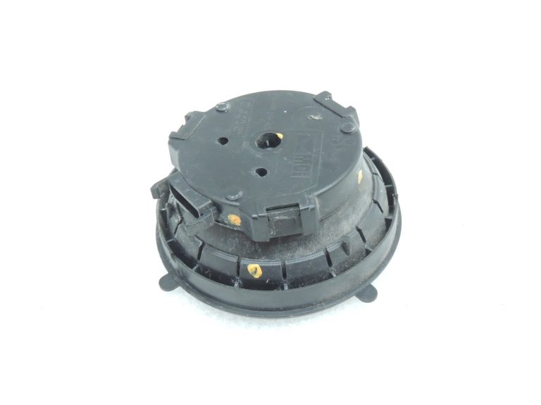 Oriģinālais BMW F07 F10 F11 E90LCI E91LCI Ārējo spoguļu servomotors 67137232744 RIGHT
