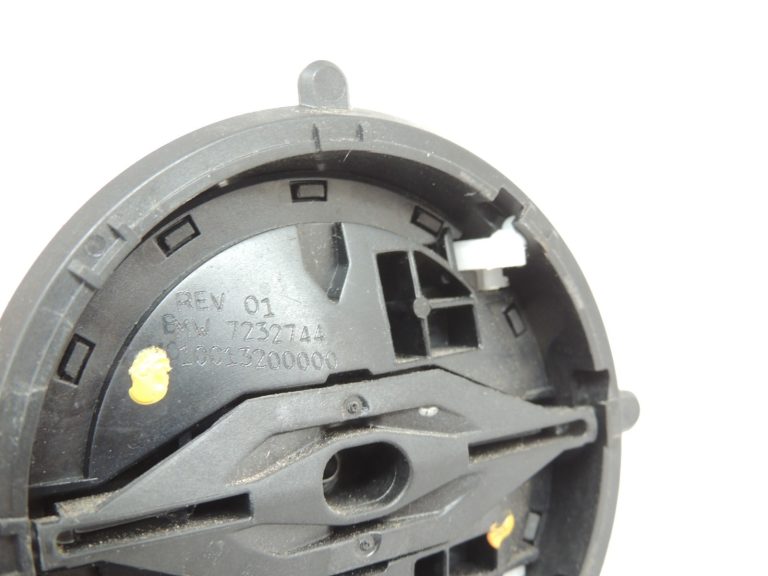 Oriģinālais BMW F07 F10 F11 E90LCI E91LCI Ārējo spoguļu servomotors 67137232744 RIGHT