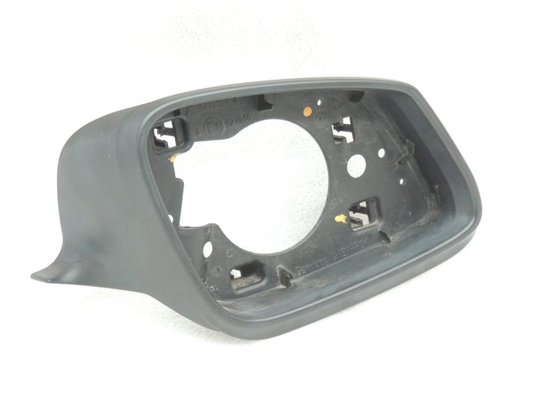 Oriģinālais BMW F10 F11 Ārējā spoguļa rāmja vāks labajā pusē 51167216368 7216368