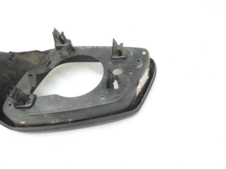Oriģinālais BMW F10 F11 Ārējā spoguļa rāmja vāks labajā pusē 51167216368 7216368