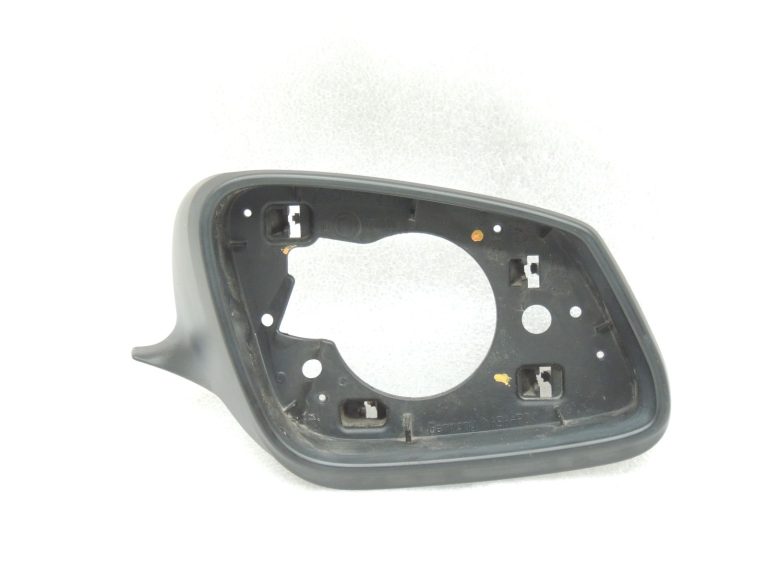 Oriģinālais BMW F10 F11 Ārējā spoguļa rāmja vāks labajā pusē 51167216368 7216368