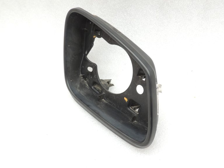Oriģinālais BMW F10 F11 Ārējā spoguļa rāmja vāks labajā pusē 51167216368 7216368