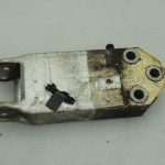 Oriģinālā BMW F10 F11 kronšteins trieciena sijas savienojums pa labi 7200705, 51117200705