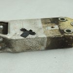 Oriģinālā BMW F10 F11 kronšteins trieciena sijas savienojums pa labi 7200705, 51117200705