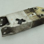 Oriģinālā BMW F10 F11 kronšteins trieciena sijas savienojums pa labi 7200705, 51117200705