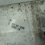 Oriģinālā BMW F10 F11 kronšteins trieciena sijas savienojums pa labi 7200705, 51117200705