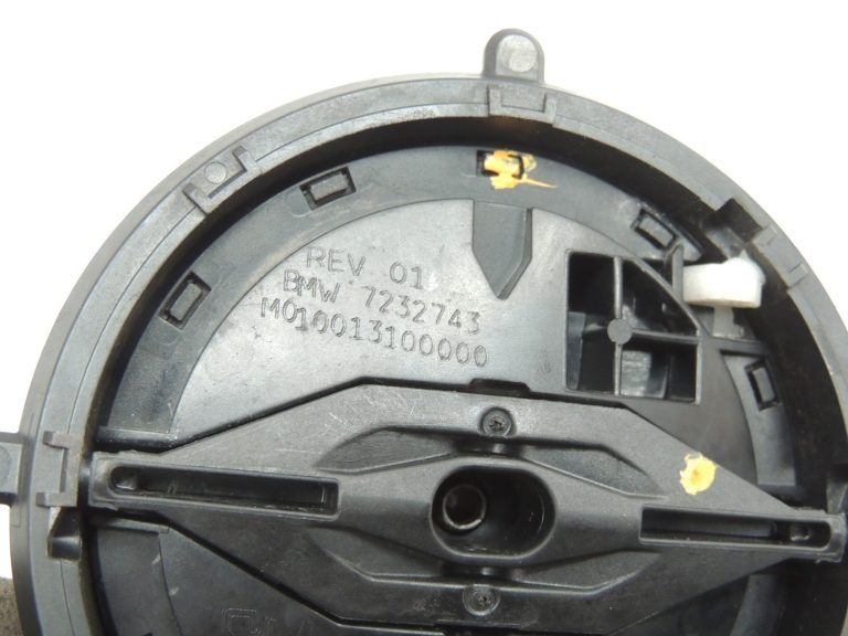 Oriģinālais BMW F07 F10 F11 E90LCI E91LCI E92LC Ārējo spoguļu servomotors 67137232743 Kreisais