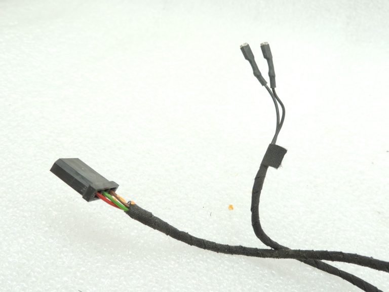 Oriģinālā BMW F06 F07 F10 F10 F11 Ārējo spoguļu vadu instalācija pa kreisi 67137232747