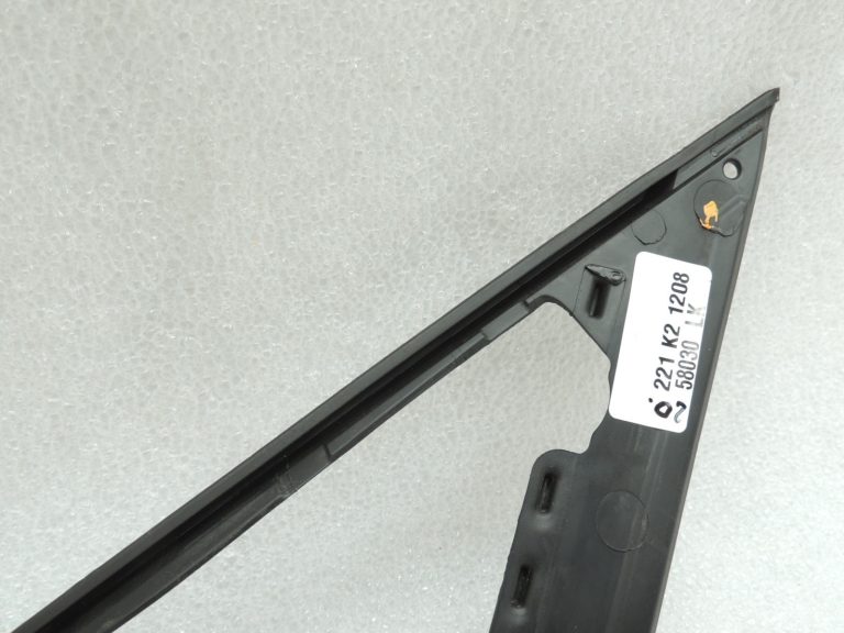 Oriģinālā BMW F10 F11 ārējā spoguļa gumijas blīvējums kreisais X0153102