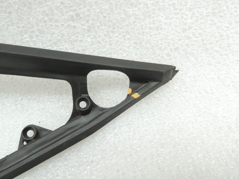 Oriģinālā BMW F10 F11 ārējā spoguļa gumijas blīvējums kreisais X0153102