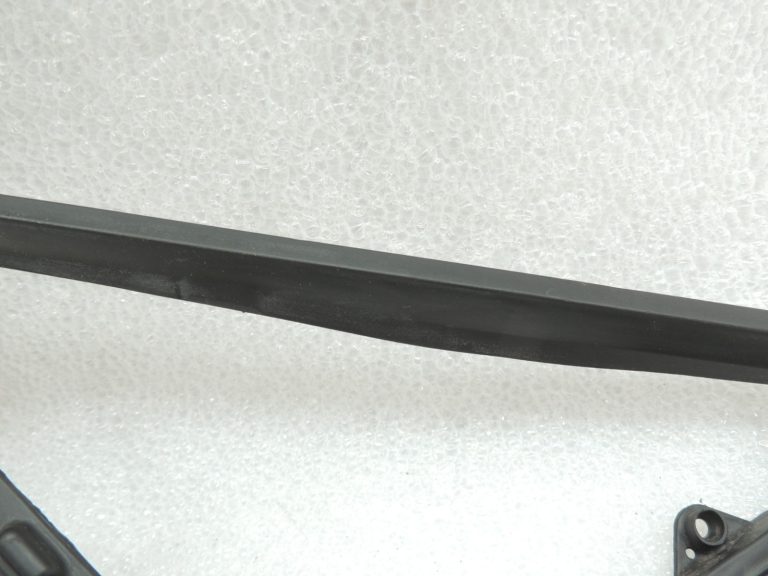 Oriģinālā BMW F10 F11 ārējā spoguļa gumijas blīvējums kreisais X0153102