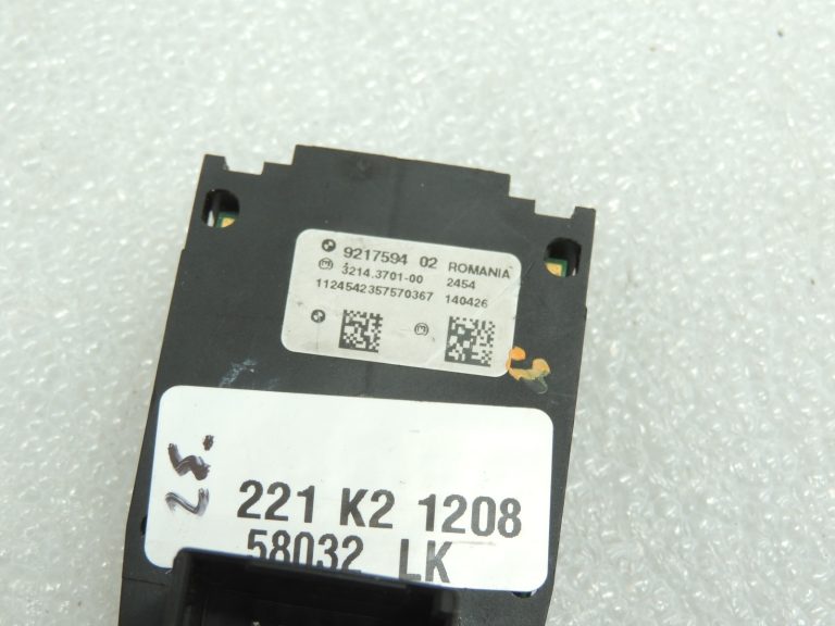 Oriģinālais BMW F06 F06 F10 F11 F11 F25 stāvbremžu slēdža remonts 9217594