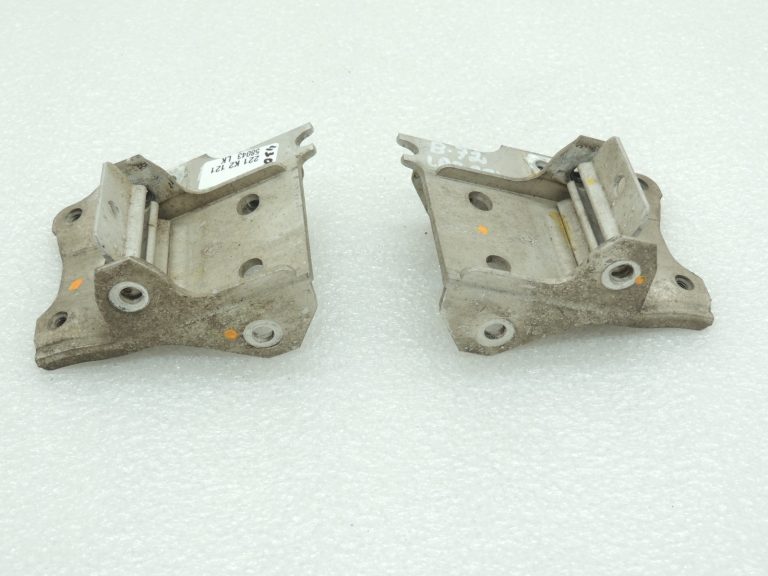 OEM BMW F06 F07 F10 F10 F11 F01 F02 Radiatora balsts kreisais labais 51117186513 51117186514