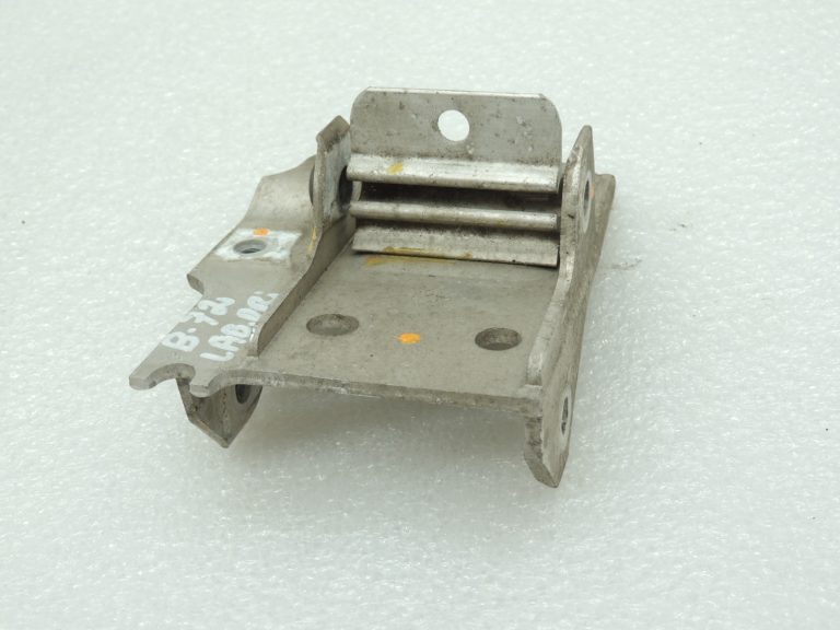 OEM BMW F06 F07 F10 F10 F11 F01 F02 Radiatora balsts kreisais labais 51117186513 51117186514