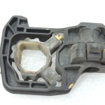 OEM BMW F06 F07 F10 F10 F11 F01 F02 Radiatora balsts kreisais labais 17117575247 17117575248