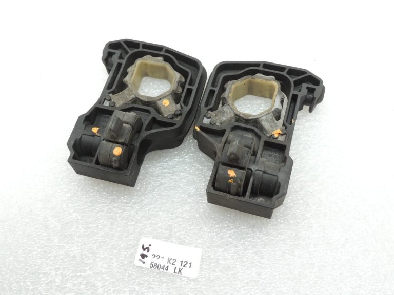 OEM BMW F06 F07 F10 F10 F11 F01 F02 Radiatora balsts kreisais labais 17117575247 17117575248