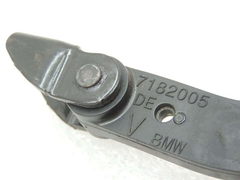 Oriģinālā BMW F10 F11 durvju bremze priekšējo durvju aizbīdņa eņģes durvju aizbīdnis 51217182005 7182005