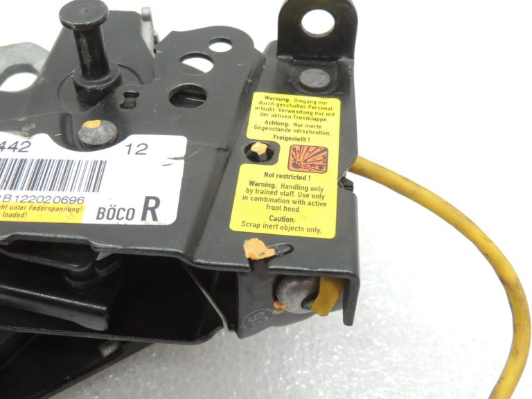 Oriģinālā BMW F06 F06 F10 F11 F11 F12 F01 F02 Aktīvā motora pārsega slēdzene labajā pusē 7184442