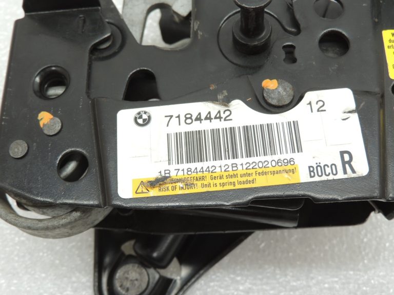 Oriģinālā BMW F06 F06 F10 F11 F11 F12 F01 F02 Aktīvā motora pārsega slēdzene labajā pusē 7184442