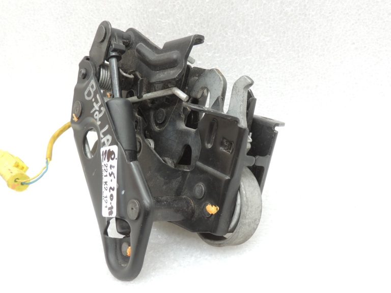 Oriģinālā BMW F06 F06 F10 F11 F11 F12 F01 F02 Aktīvā motora pārsega slēdzene labajā pusē 7184442