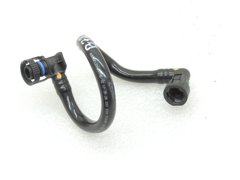 Oriģinālā BMW F07 F06 F10 F10 F11 F12 F13 N47 N57 Vakuuma līnija 11667598232 7598232
