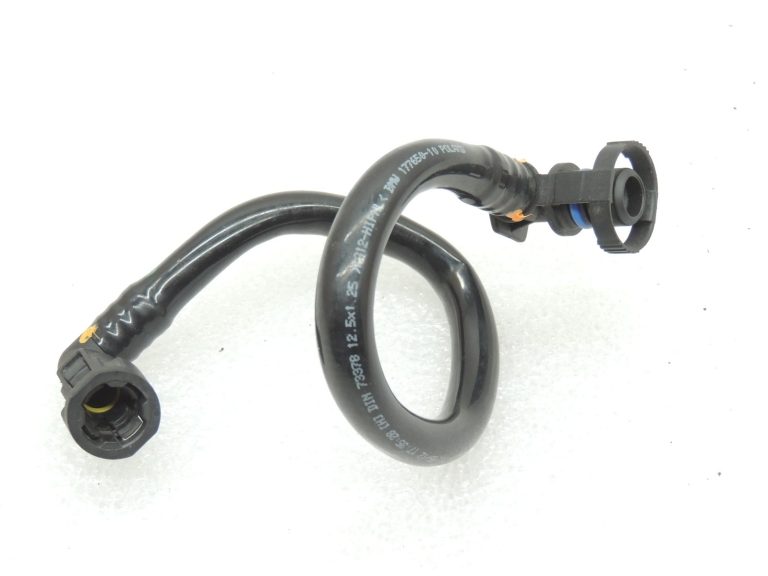 Oriģinālā BMW F07 F06 F10 F10 F11 F12 F13 N47 N57 Vakuuma līnija 11667598232 7598232