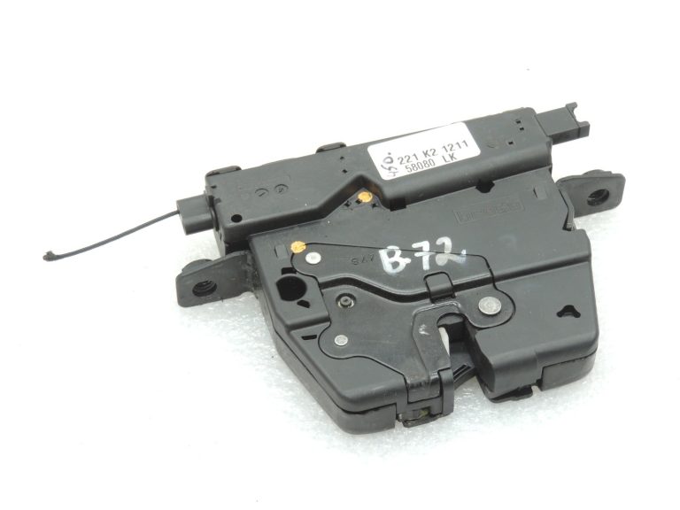Oriģinālā BMW F30 F35 F32 F32 F80 F80 F82 F10 F06 F06 F12 F13 Aizmugures durvju slēdzene 719121212