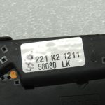 Oriģinālā BMW F30 F35 F32 F32 F80 F80 F82 F10 F06 F06 F12 F13 Aizmugures durvju slēdzene 719121212