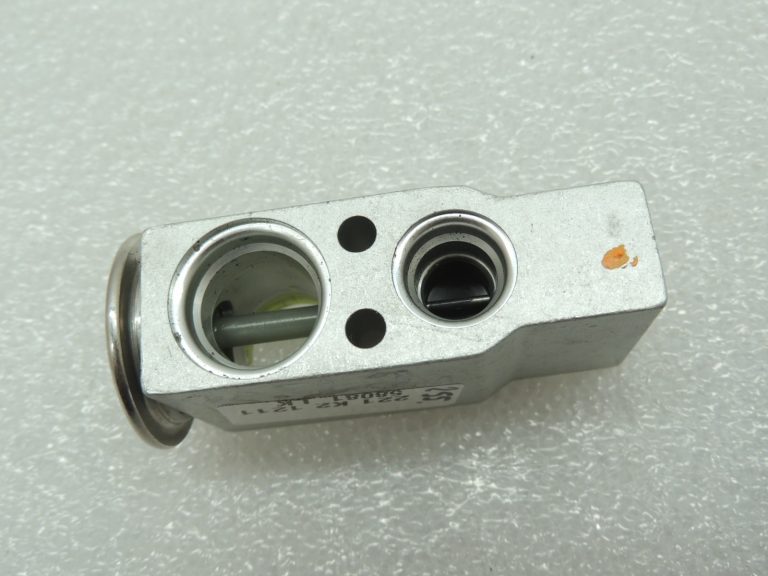 Oriģinālais BMW F06 F06 F07 F10 F10 F11 F01 F02 Gaisa kondicioniera izplešanās vārsts 9159803