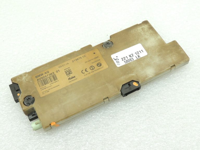 Oriģinālais BMW F10 F06 F06 F13 F01 F02 antenas pastiprinātājs ZB AM2FM-FB868 antenas pastiprinātājs