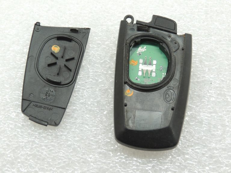 Oriģinālā BMW F07 F30 F10 F10 F11 F25 atslēgas tālvadības pults 868 MHz 9259721