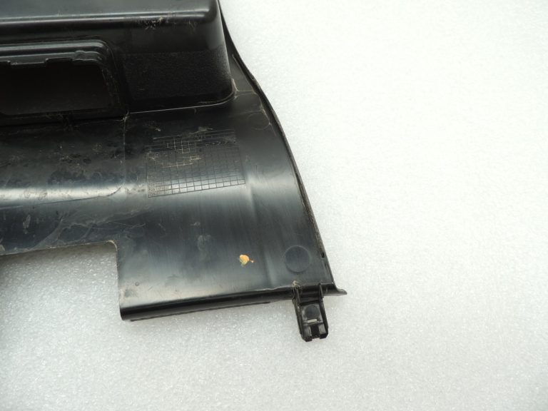 Ford Ranger P375 TKE instrumentu paneļa centrālās konsoles pārsegs EB3B21045B44BCW