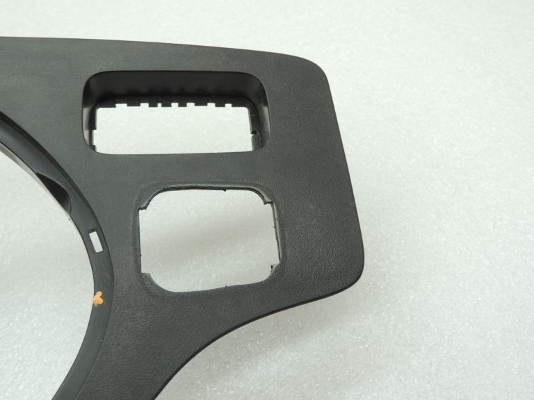Ford Ranger P375 TKE instrumentu paneļa centrālās konsoles pārsegs EB3B21045B44BCW
