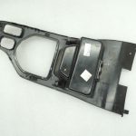 Ford Ranger P375 TKE instrumentu paneļa centrālās konsoles pārsegs EB3B21045B44BCW