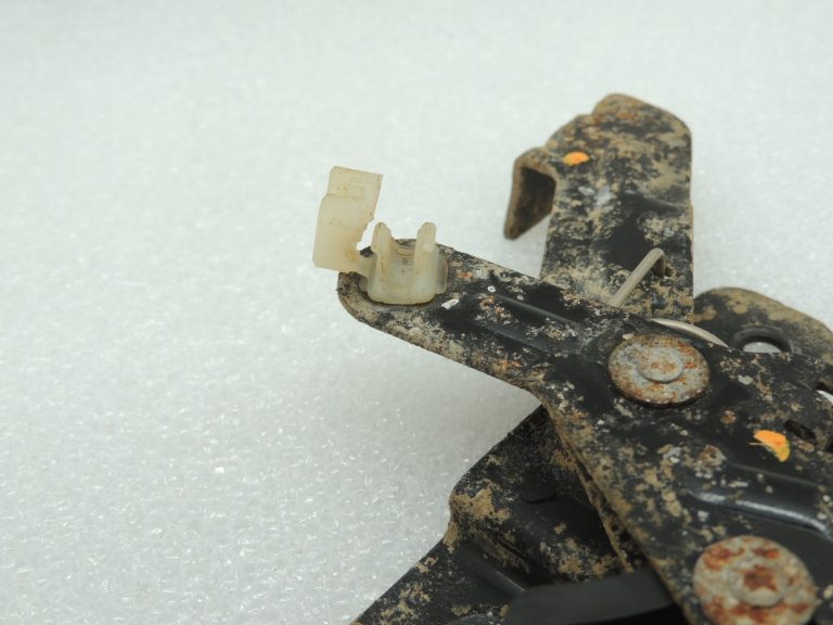 Ford Ranger P375 TKE Aizmugures durvju slēdzene AB39-2143170-AD