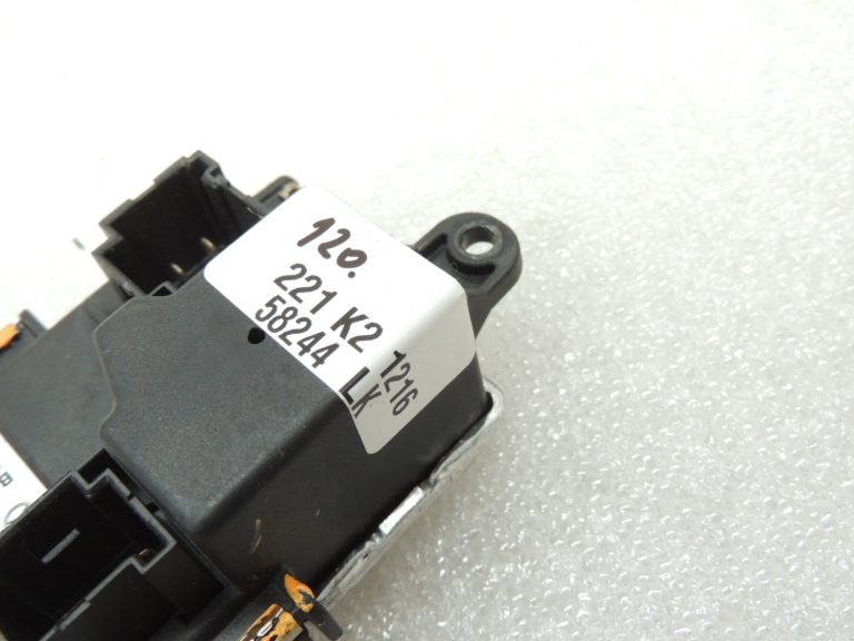 Oriģinālais Mercedes Benz E-Class W212 ventilatora rezistora vadības bloks A2128702110