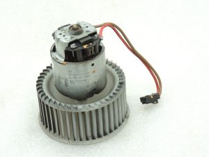 Oriģinālais Mercedes Benz E-Class W212 ventilators Gaisa pūtējs Interjera pūtējs A2128200708