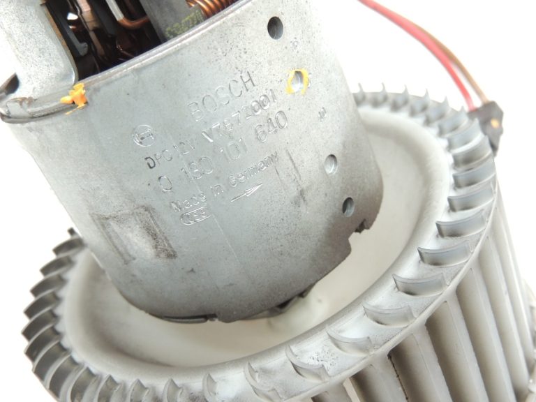 Oriģinālais Mercedes Benz E-Class W212 ventilators Gaisa pūtējs Interjera pūtējs A2128200708