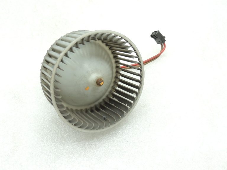 Oriģinālais Mercedes Benz E-Class W212 ventilators Gaisa pūtējs Interjera pūtējs A2128200708