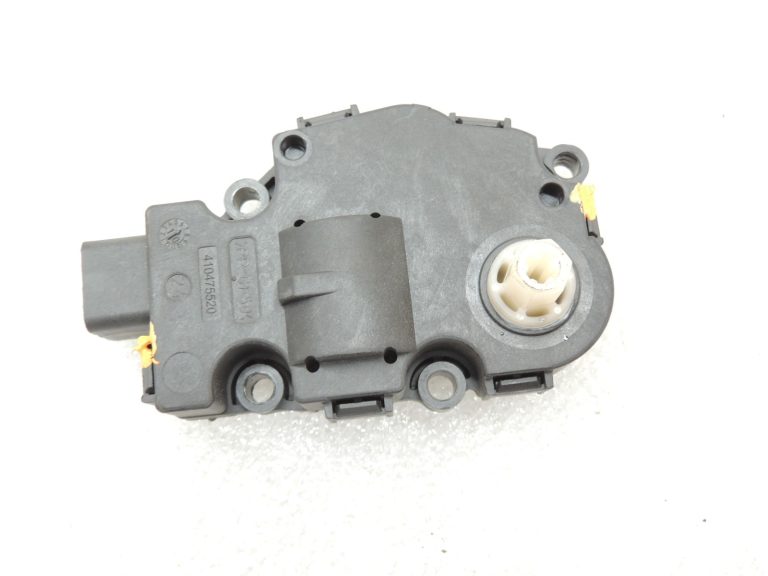 Oriģinālais Mercedes Benz E-Class W212 gaisa kondicionēšanas apsildes servomotors A2218200042