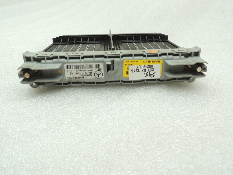Oriģinālais Mercedes Benz E-Class W212 Palīgsildītājs A2048300461 Sildītāja elements